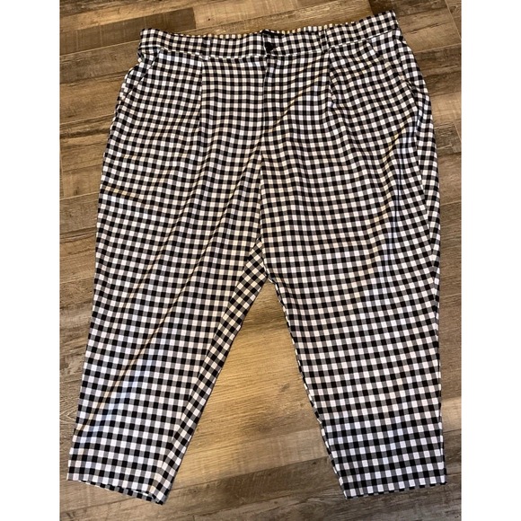 torrid Pants - Studio by Torrid Black and‎ White Plaid Pants Plus Size 24